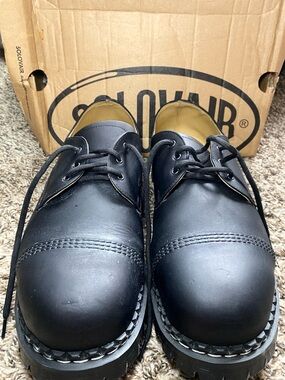 “Solovair Black Greasy Gibson 3 Eye Shoes - Made in England - Size 12